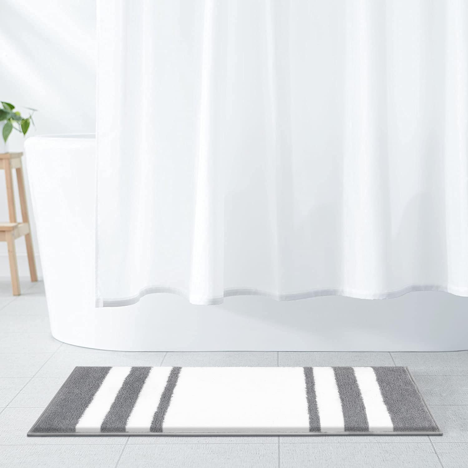 HiiARug Microfiber Bath Rugs Bath Mats for Bathroom 20"x47" Soft&Absorbent Bathroom Mats Non-Slip Bathroom Runner Rug Machine Washable Shaggy Bath Rug for Bathroom Tub and Shower(20"x47", Gray)