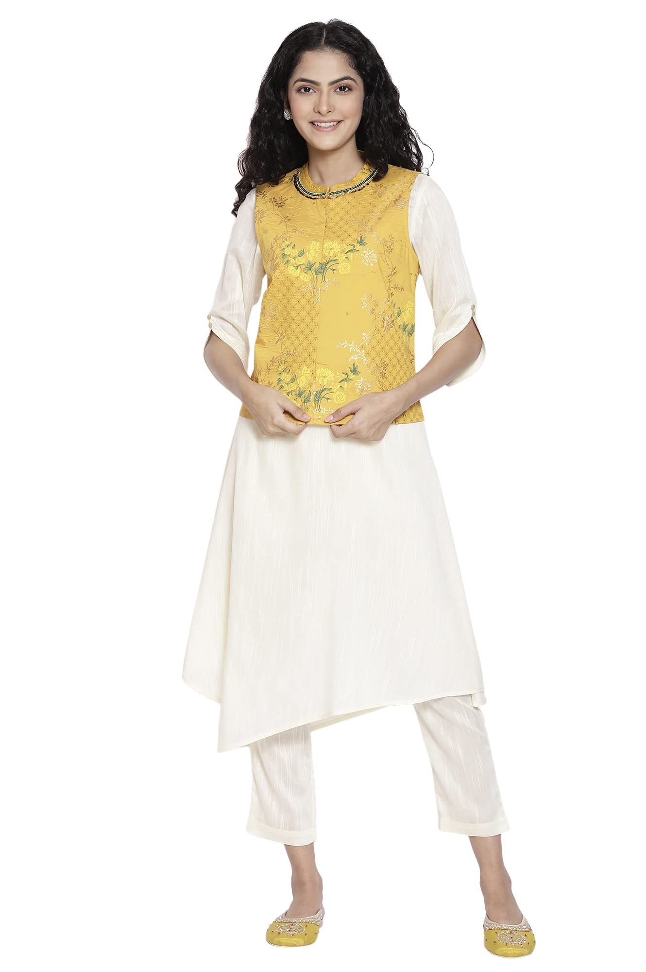 Ensemble ethnique imprimé en viscose mélangée fluide et légère couleur beige