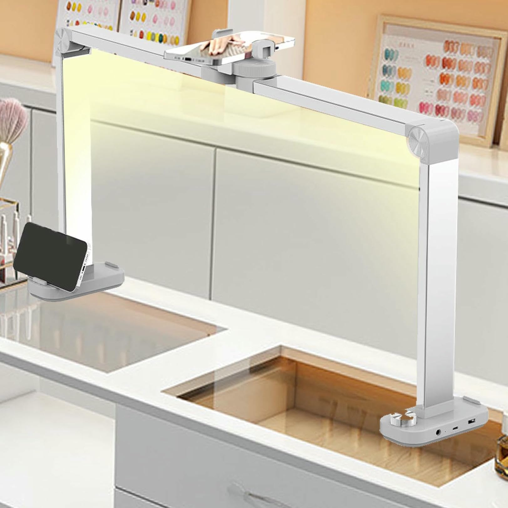Lampe de Bureau à Ongles Demi-Lune 34 Pouces à LED réglable