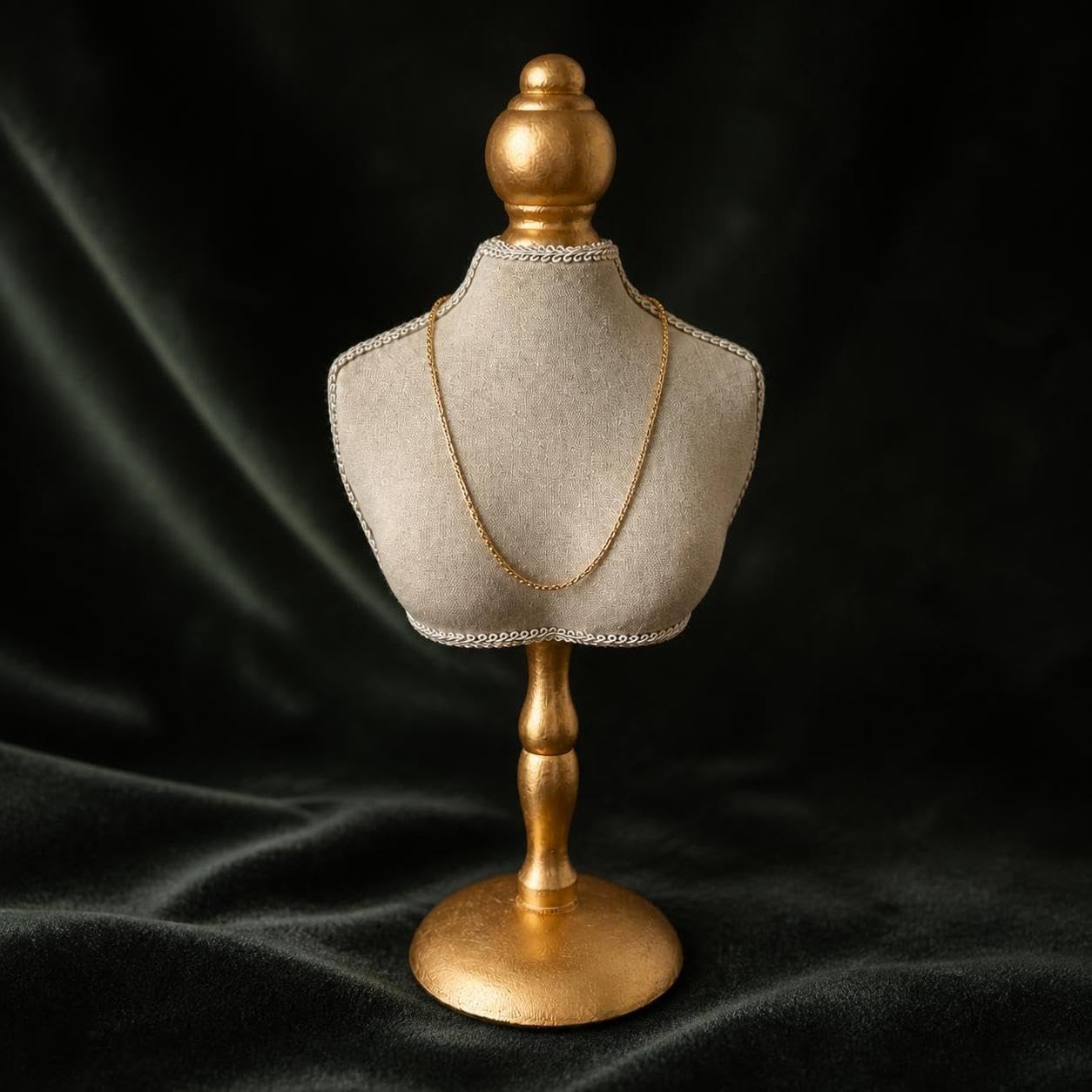 Présentoir à bijoux mannequin luxe rétro fait main pour l'organisation et l'exposition, pour rangement - pour présentoir, Présentoir à bijoux en velours, blanc