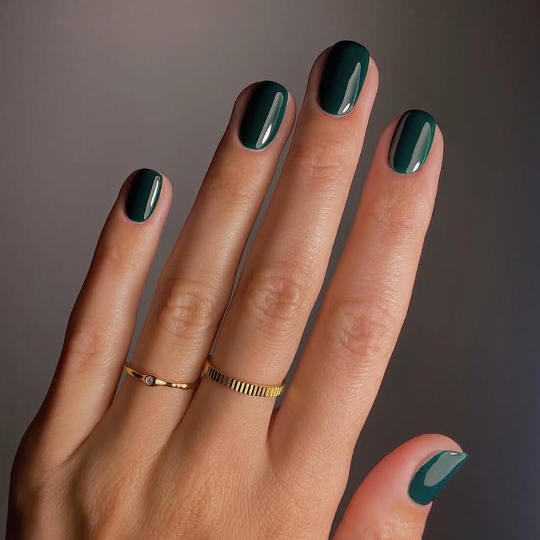 SXVME Dark Green Press on Nails Short Square Acrylic Short False Nails Coffin Natural Acrylic Fake Nails Set Elegant Solid Color Full Cover Glossy Gel Stick on Nail for Women Daily Wear 24 Pcs