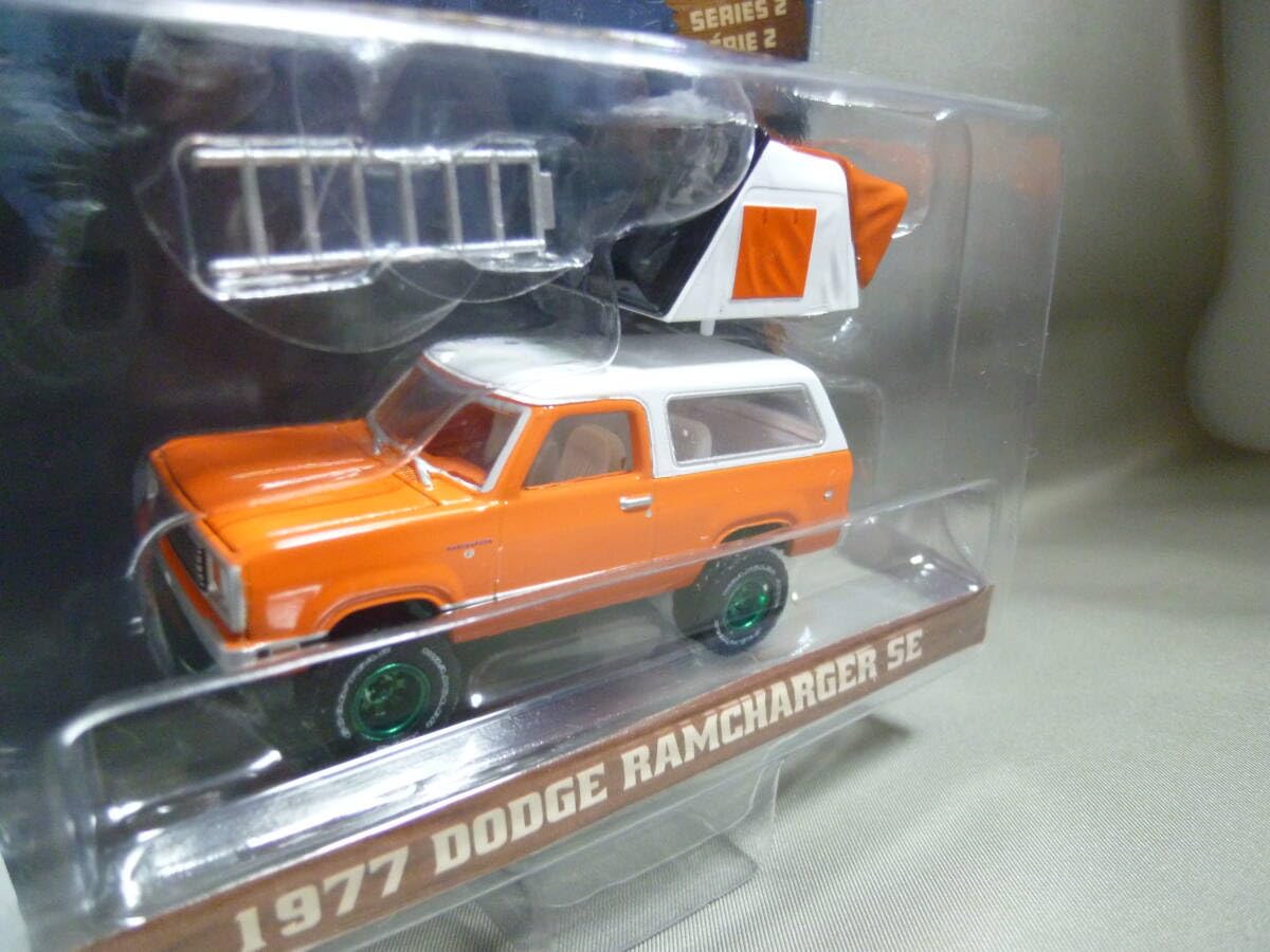 Amazon | GREENLIGHT 1/64 ダッジ ラムチャージャー 1977 THE GREAT