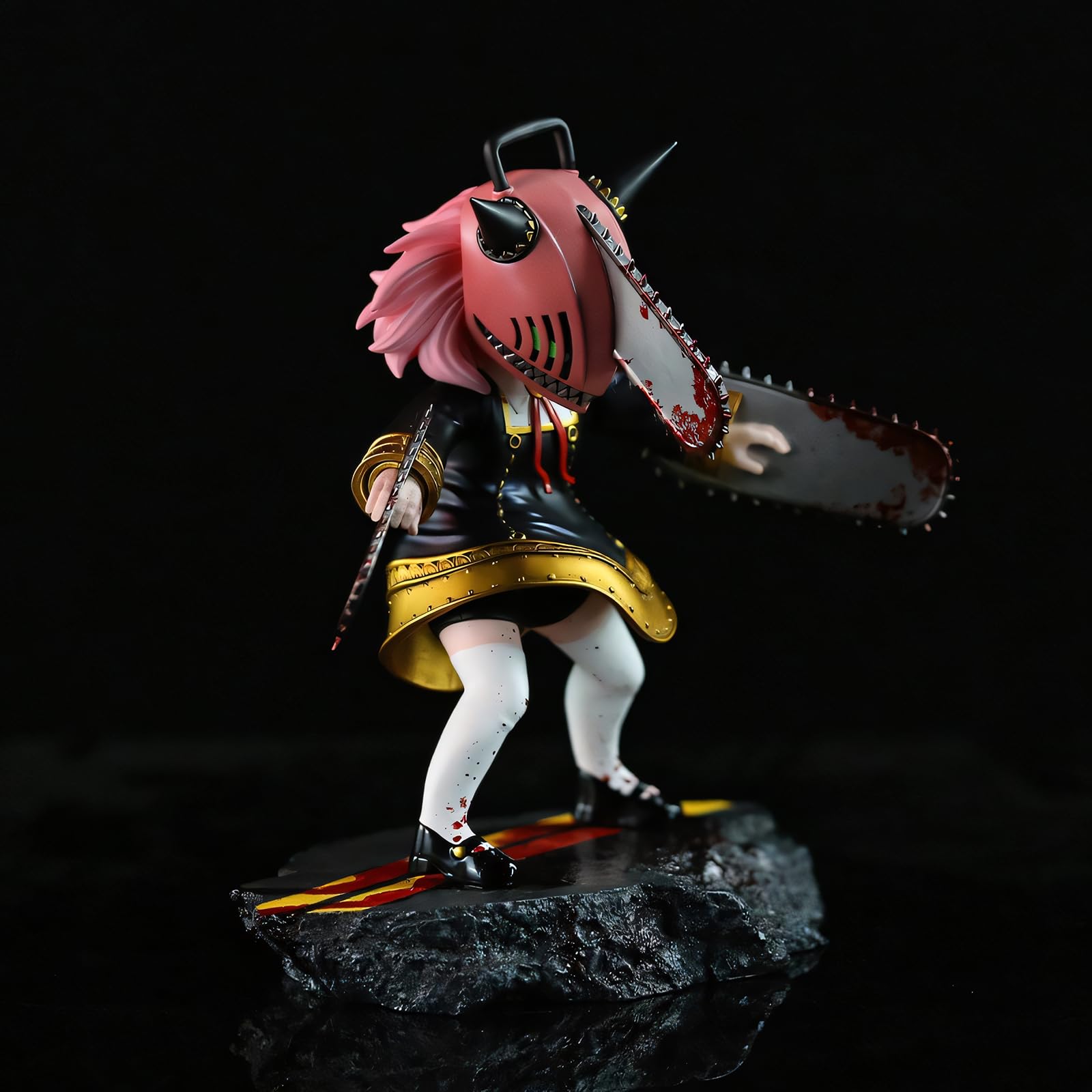 Amazon.co.jp: スパイファミリー アーニャ・フォージャー チェンソー