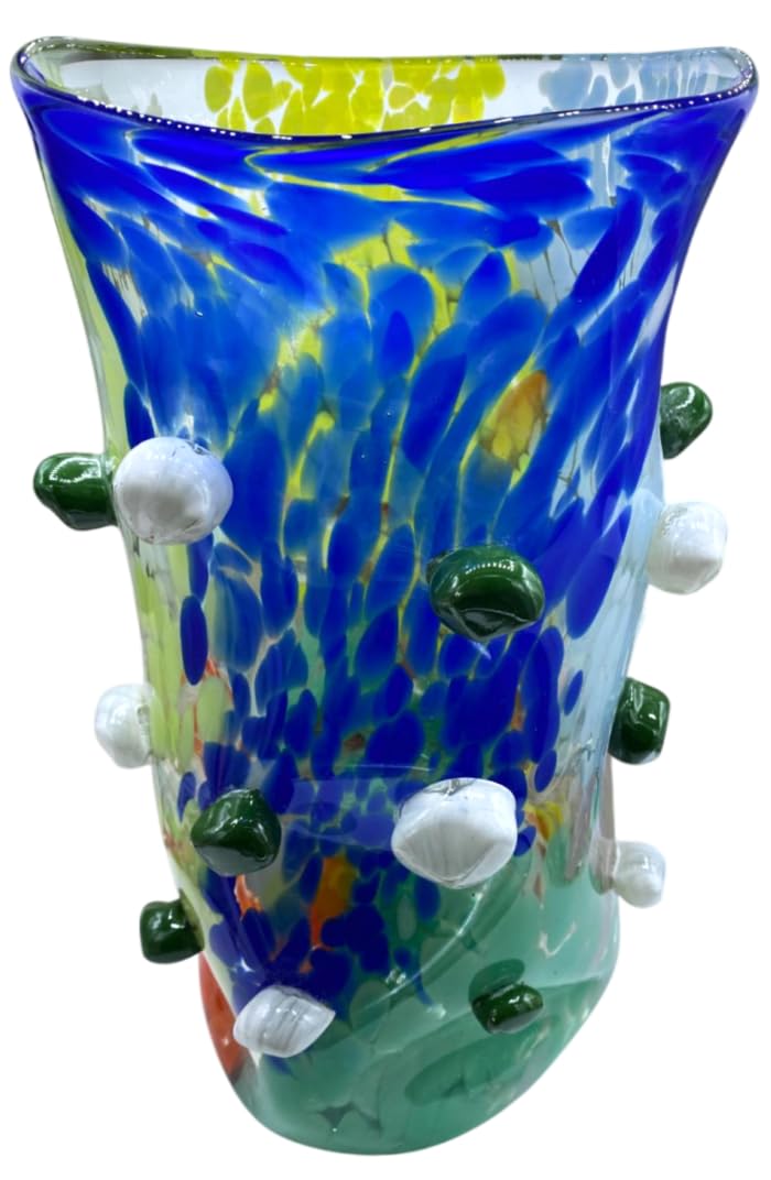 Vase en verre de Murano pour sublimer la décoration d'un salon moderne
