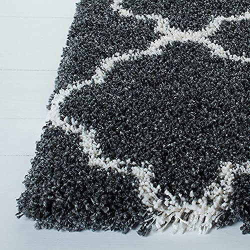 Image of Modern Shaggy Round Rug | Ultra-Soft Plush Circle Carpet for Living Room, Bedroom, Nursery | Fuzzy, Fluffy Area Rug with Non-Slip Base (Grey M II, 4x4 feet, Round)