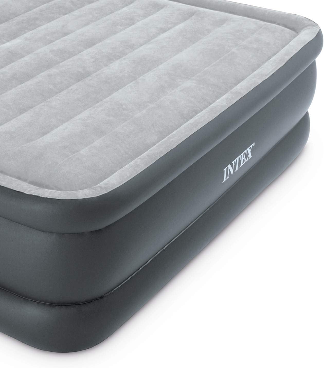 వైపు view of inflated Intex airbed showing height and built-in pump