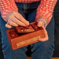 Vista 7 de Bits and Pieces Caja de rompecabezas de dinero secreto – Camuflaje tu dinero en efectivo – Teaser de madera – Compartimento secreto de madera oculto