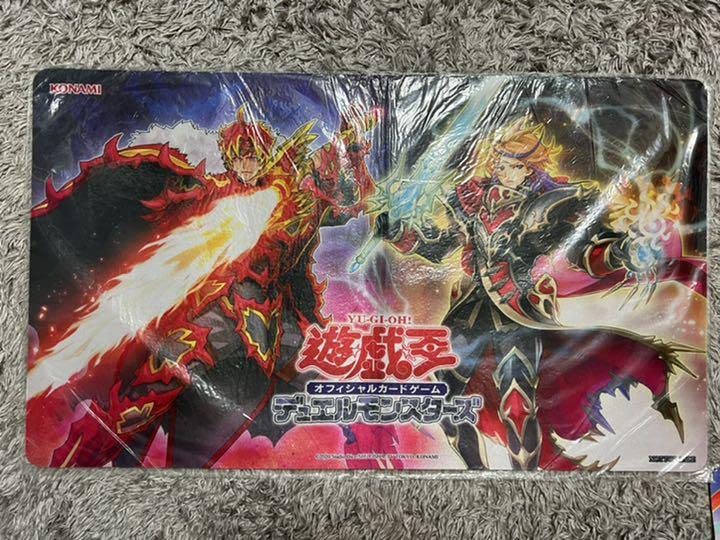 遊戯王 焔聖騎士 シャルル ローラン プレイマット アジア 未開封 プレマ 遊戯王 焔聖騎士 シャルル ローラン プレイマット アジア 未開封