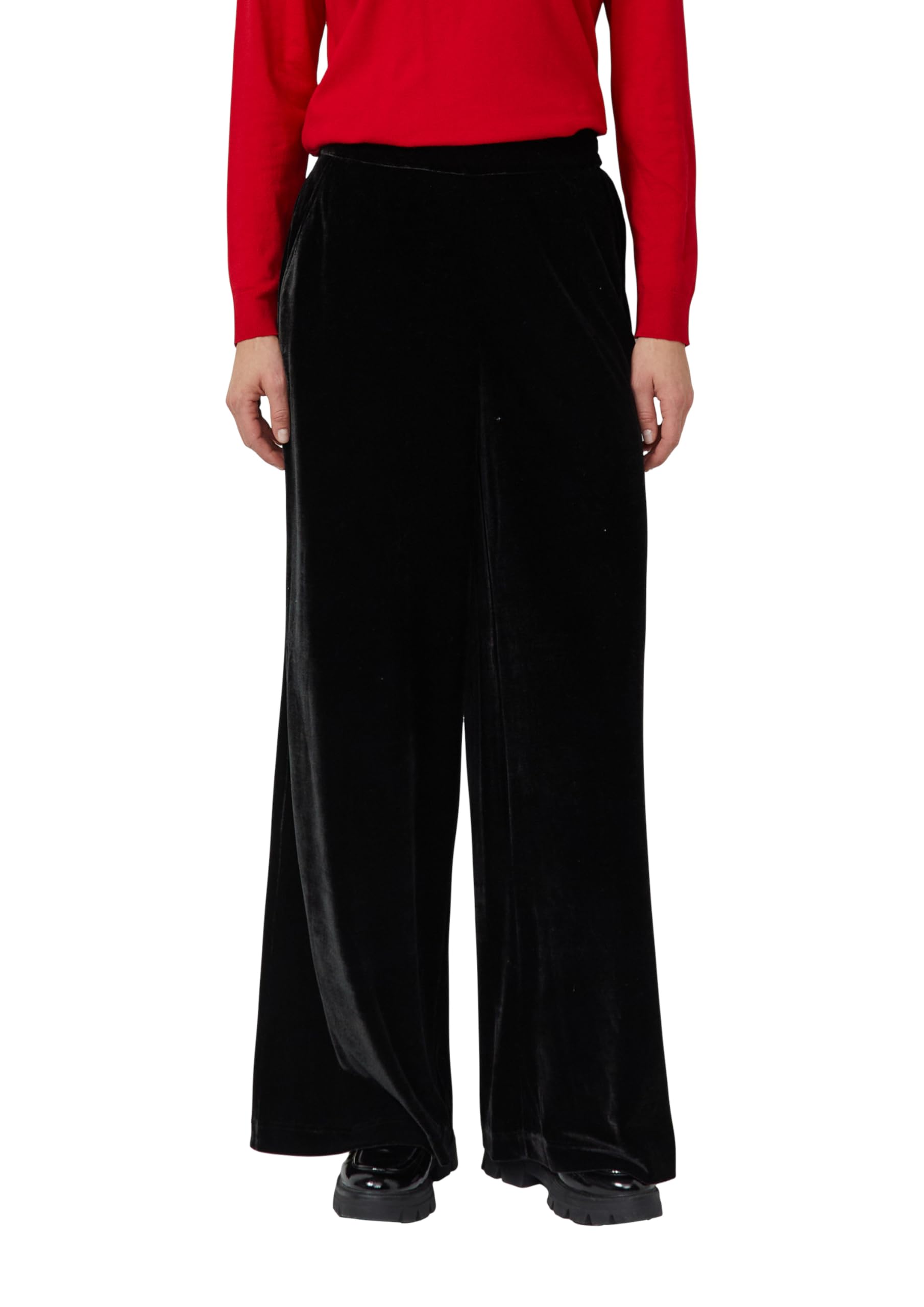 s.Oliver Fließende Samthose mit Elastikbund und weitem Bein