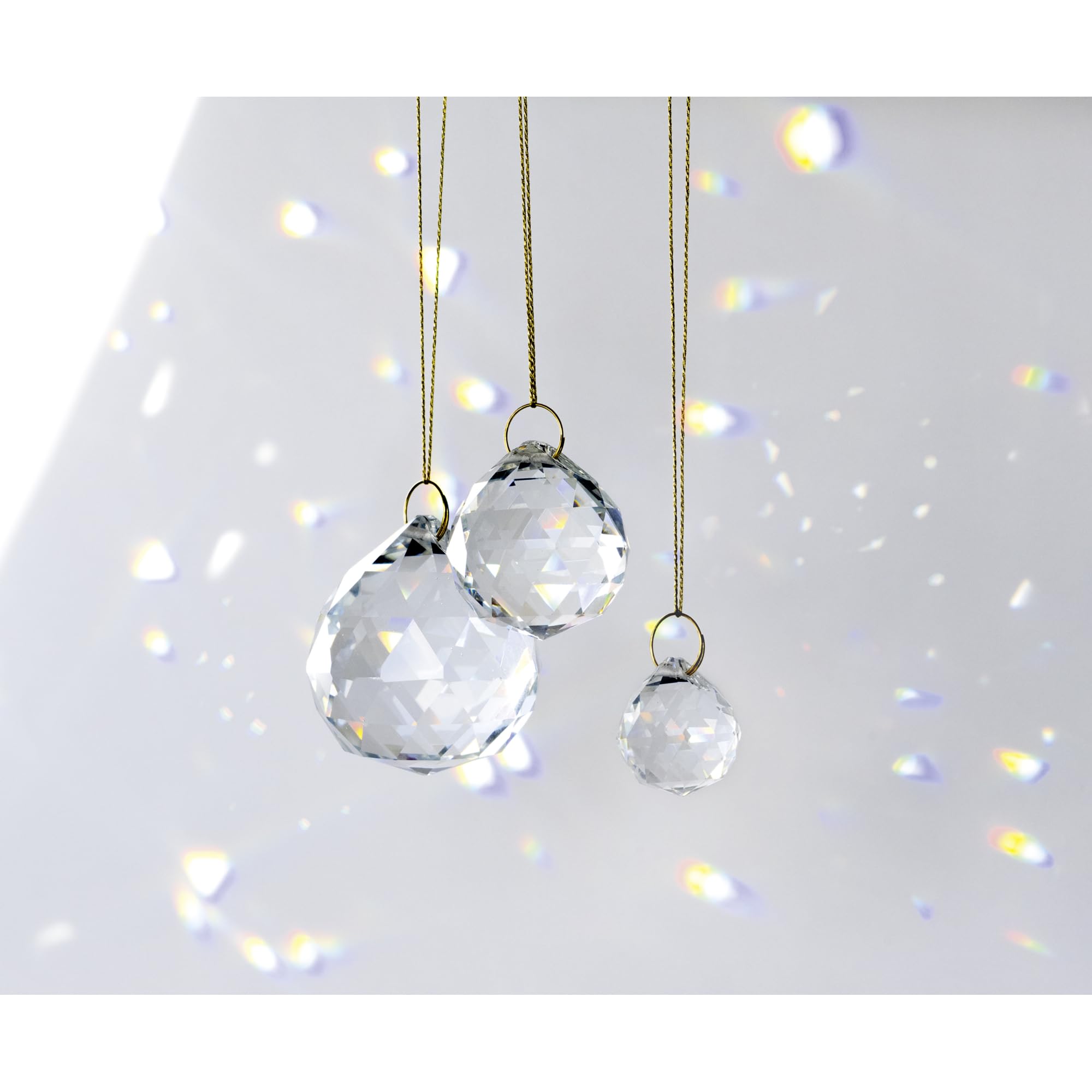 folia 23849 - Sun Catcher CRYSTAL TRIO, 3 szklane łapacze słońca, w tym 16 m metalicznej przędzy w kolorze złotym, kryształy Ø 2, 3 i 4 cm do zawieszenia