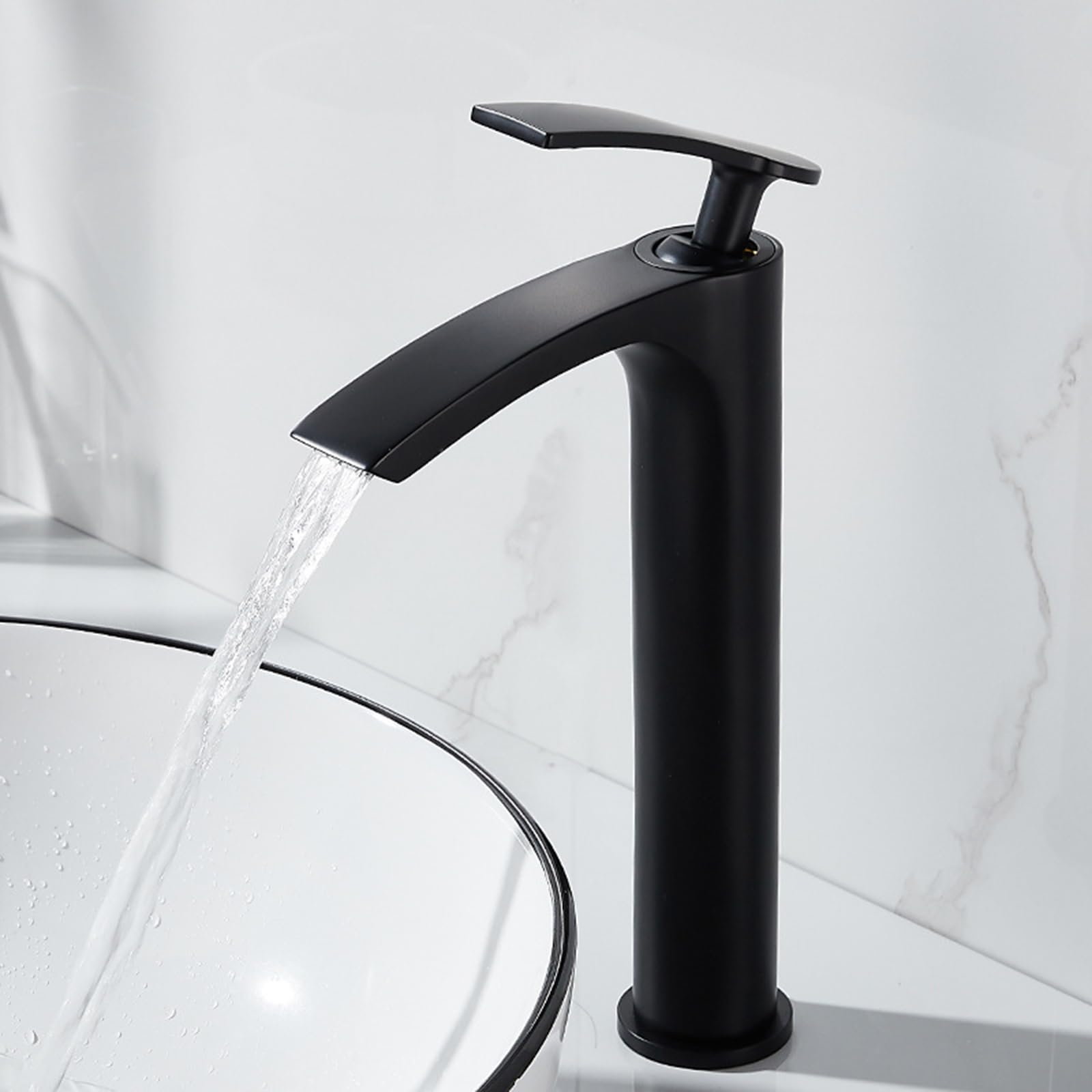 Robinet cascade lavabo mitigeur eau chaude froide flexibles noir chrome