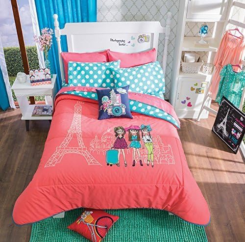 Special Edition Glamerous Friends in Paris Comforter Set (Twin) by Nyri Store