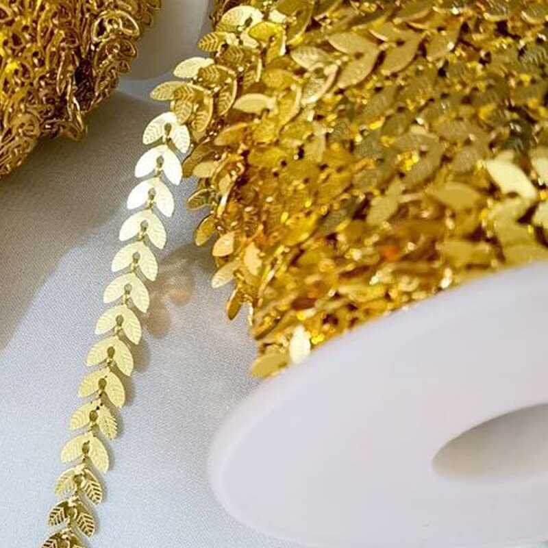 Chaîne d'avion flèche dorée artisanale 1m, le secret des bijoux chargés d'histoire