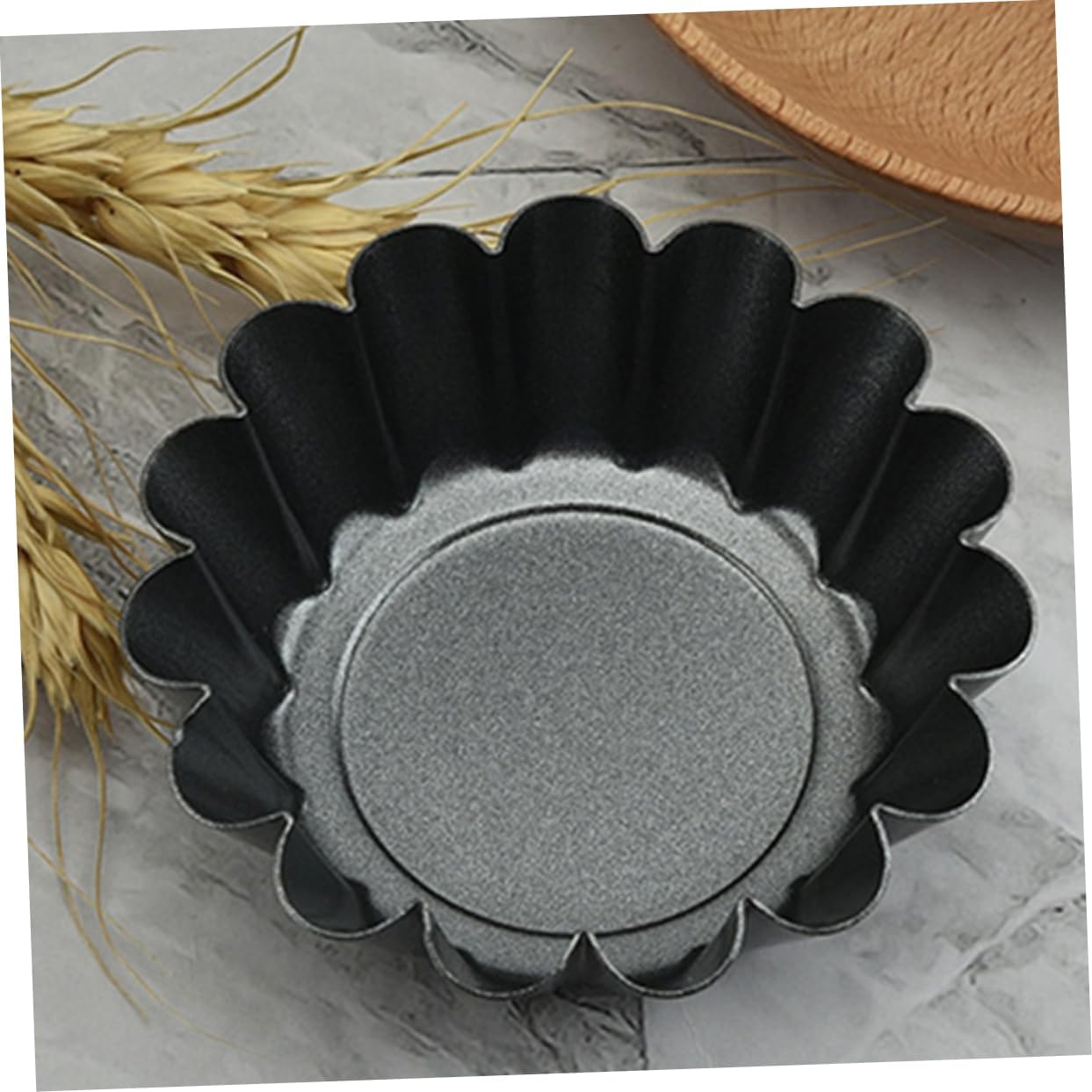 GLEAVI 6-Piece High-Temperature Iron Chrysanthemum Tart Baking Mold Set Sturdy Non-Stick DIY Cake Tools for Home Baking