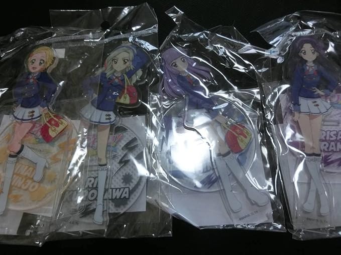 Amazon アイカツ アイカツ ムービック アクリルスタンド 新条ひなき 黒沢凛 氷上スミレ 白樺リサ アイドル 芸能人グッズ 通販