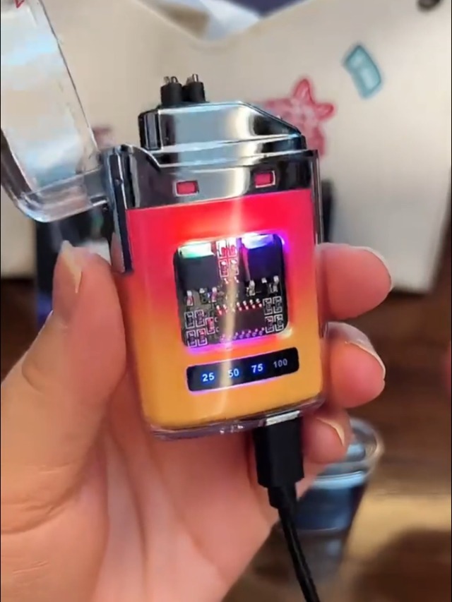 Encendedor eléctrico recargable USB-C a prueba de viento pequeño miniatura 6