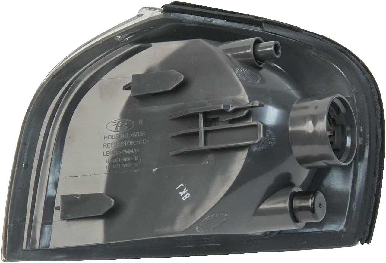 URO Parts 8620464 Turn Signal Light, Right, w/Halogen Headlights