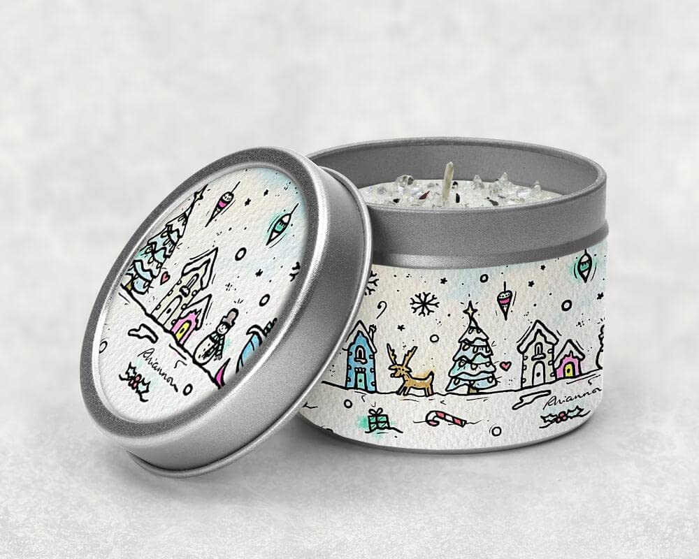 Rhiannon Art Lot de bougies de Noël parfumées avec garnitures scintillantes, 50 heures de combustion par bougie et superbes motifs par l'artiste gallois Rhiannon Roberts.