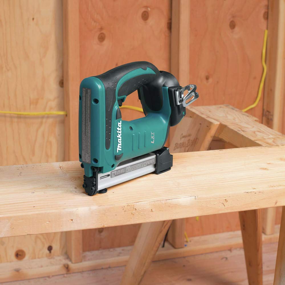 Makita XTS01Z 18V LXT - Cucitrice a corona