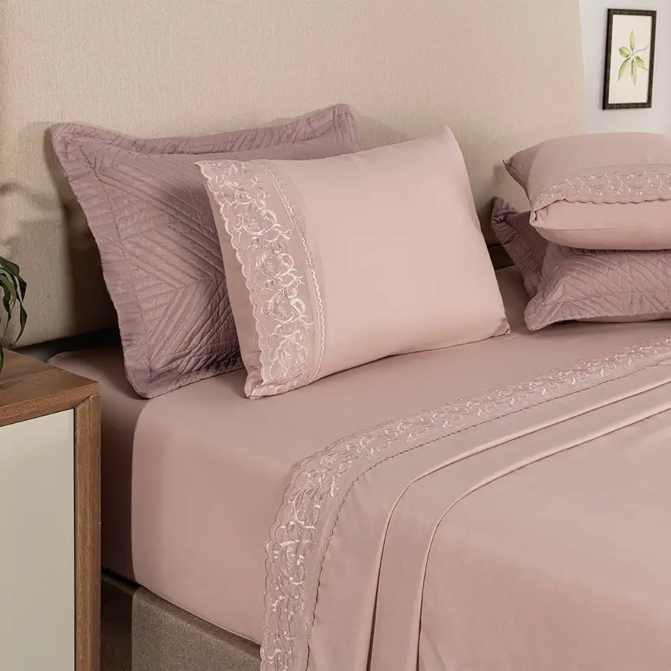 Jogo de Lençol 4 peças Percal 300 Fios Fronhas Bordado Elegante Luxo Cama Posta Minimalista Atemporal (Rose, Casal)