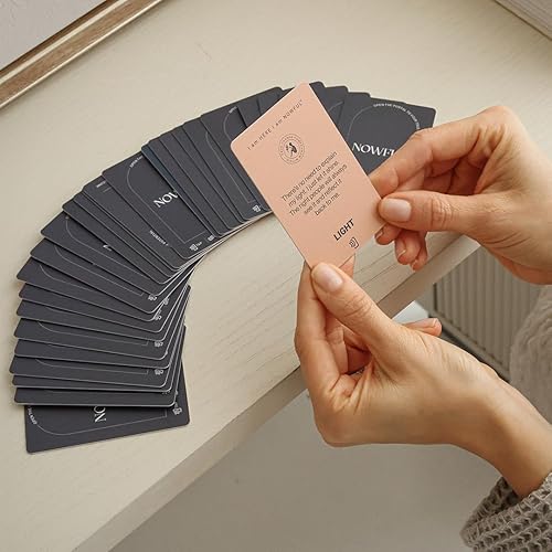 Miniatura 8 de Kit de bienestar en acción juego de rituales diarios con tarjetas de afirmación, aceite esencial, bálsamo para dormir y cápsulas de hongos