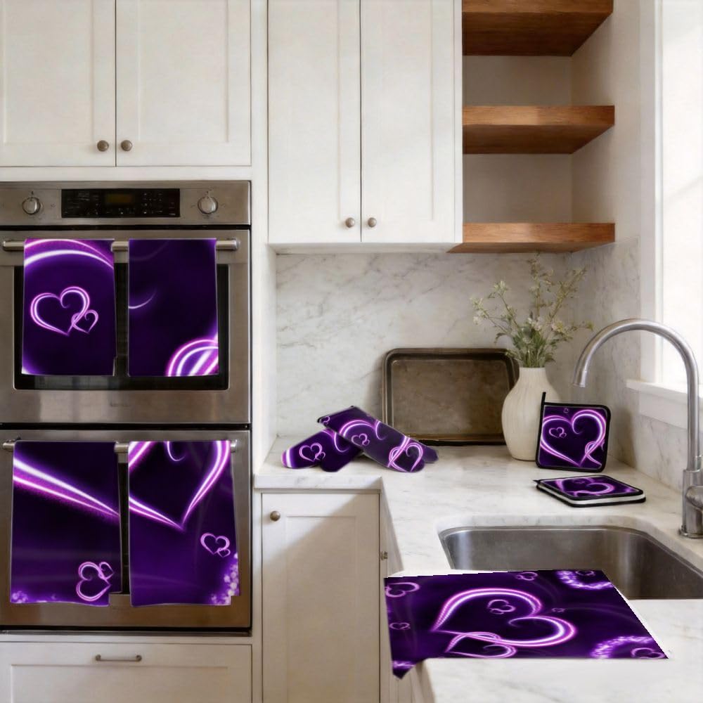Set di accessori e decorazioni da cucina a forma di cuori viola