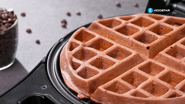 Belgian Waffle Maker, 8 Inch Flip Waffle Irons with Non-Stick