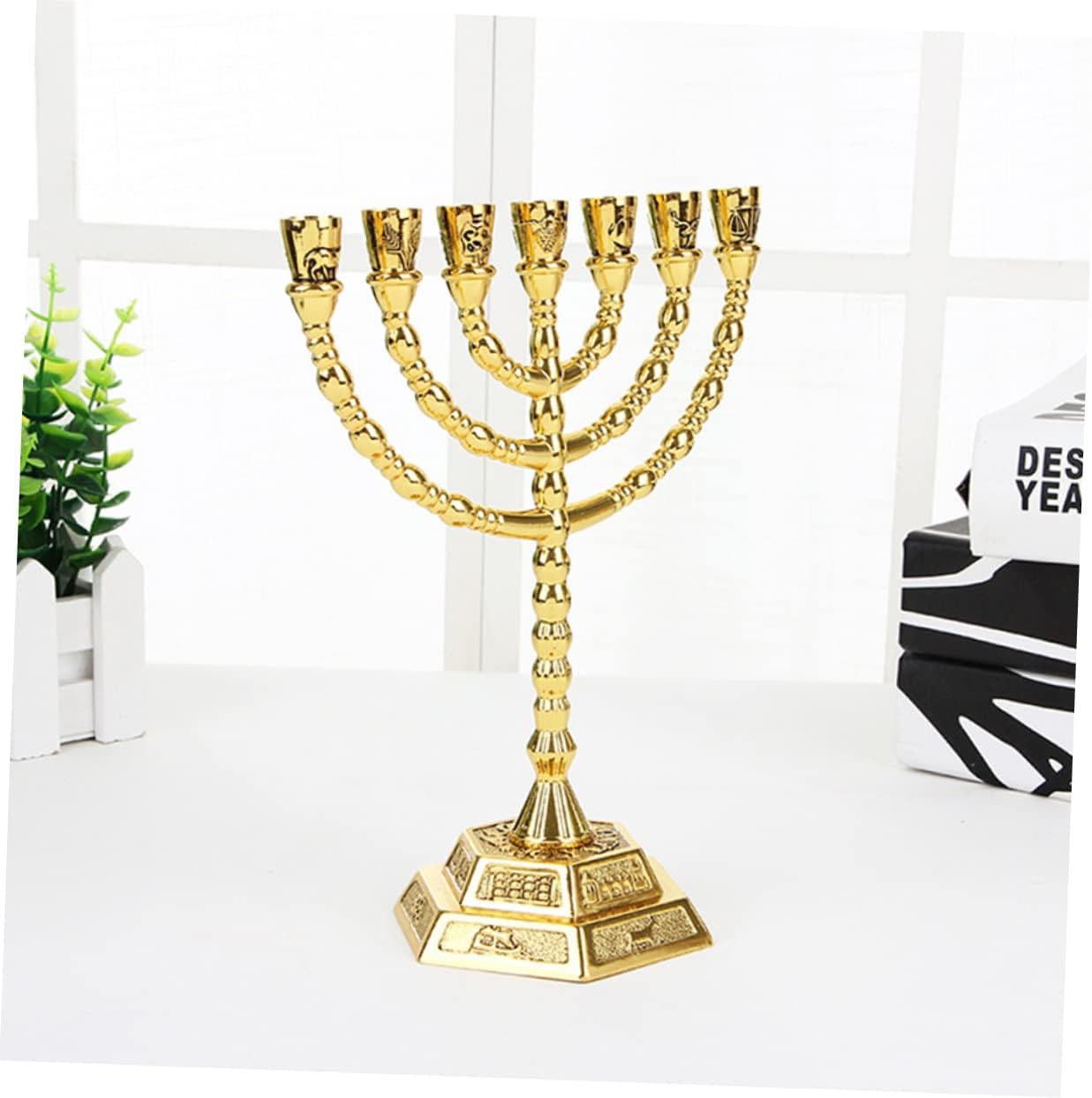 Levemolo 7-Head Hanukkah Menorah Candle Holder for Jewish Festivals Metal Decorative Candlestick for Home Modern Design for Living Room and Bedroom