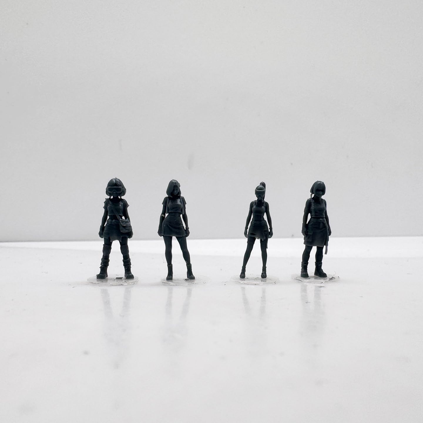 MRY-SFW XJTR160018 1/160 3D Printed Anime Style Punk Figures 4 Piece Set Unpainted Resin Model Kit DIY Sand Table 1set image 2