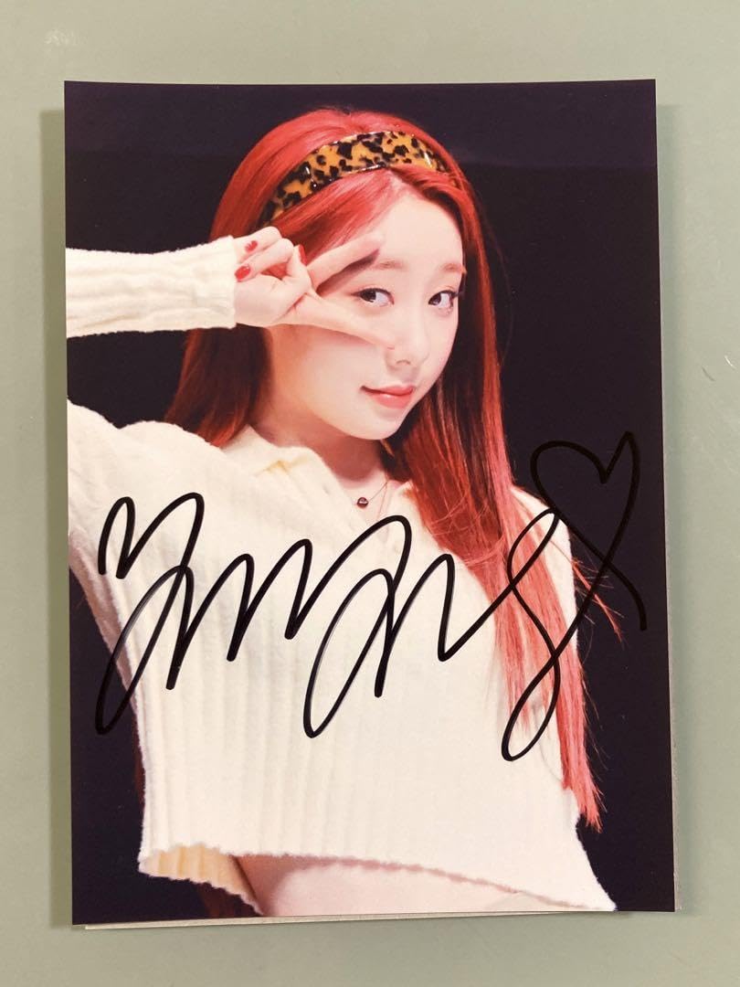 ヨンジョン直筆サイン入り2Lサイズ写真…宇宙少女…Yoo Yeon-jung