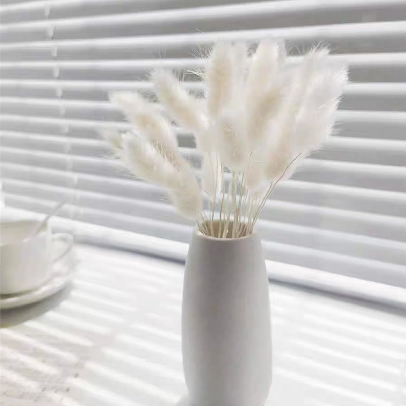 Lot de 120 fleurs séchées à l'herbe de la pampa pour vase, fleurs séchées pour haleine de bébé, décoration de mariage, fleurs sèches pour vase (blanc 60 pièces + 60 noirs)