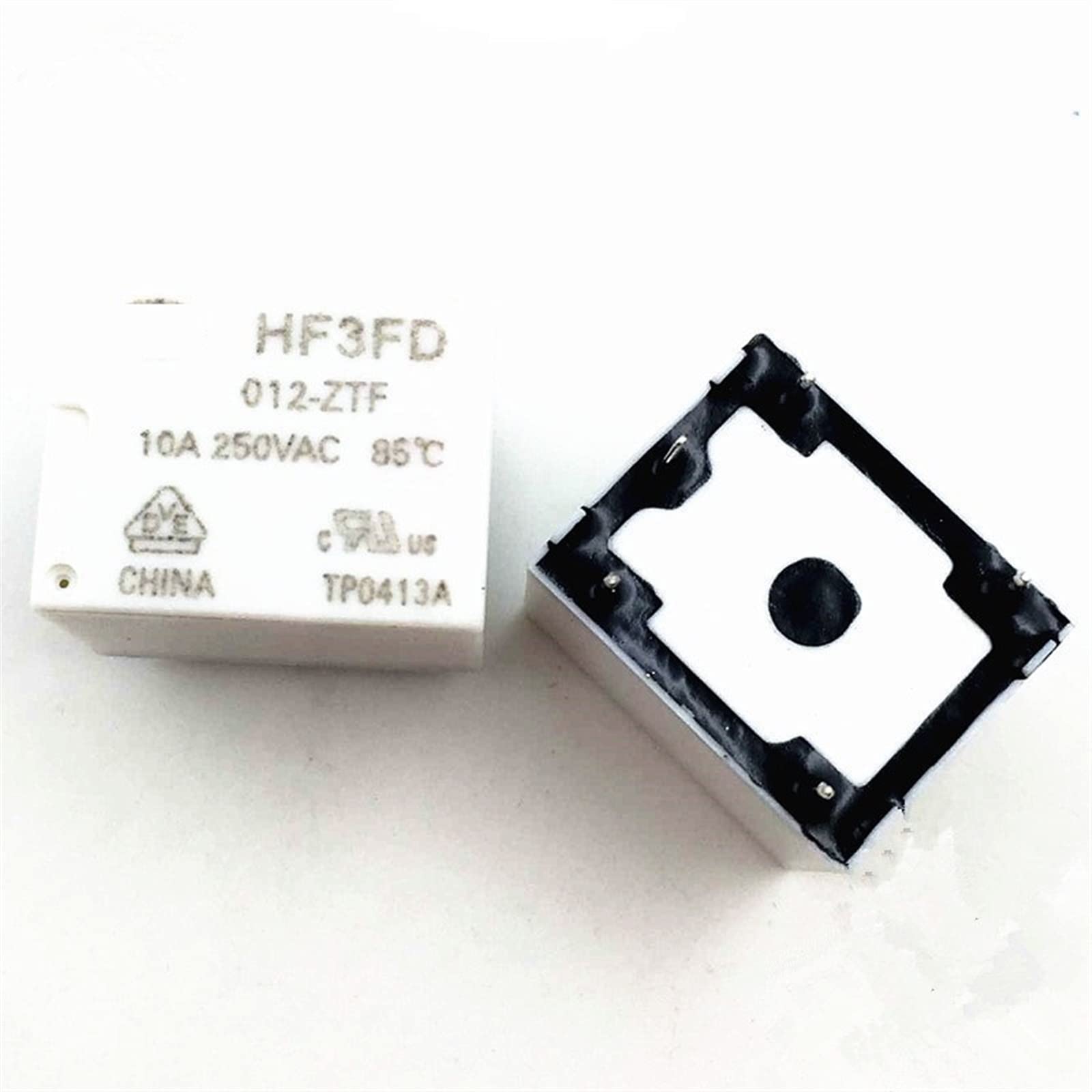 Relais HF3FD-012-ZTF 12V 10A pour circuit imprimé domestique