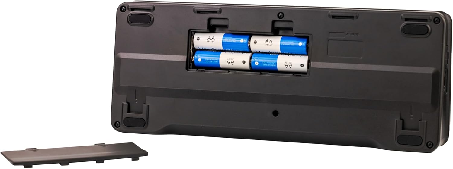 Zoom LiveTrak L6max bottom view s přihrádkou na baterie