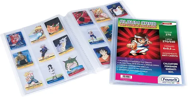 Album Porta Figurine Favorit con Tasca Personalizzabile - 30 Buste Anti Caduta