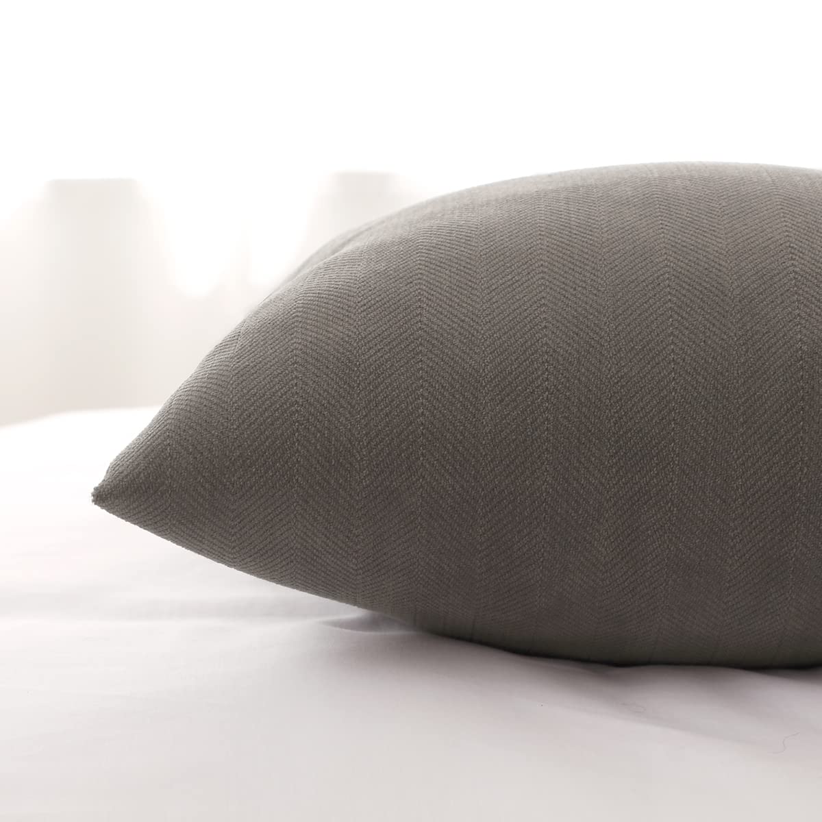 AMBERIS 2 Pillowcases (45×45cm)(without Insert) Grey, Modern Style 2 Pillowcases (without Insert) for Home Hotel Decorations - Image 4