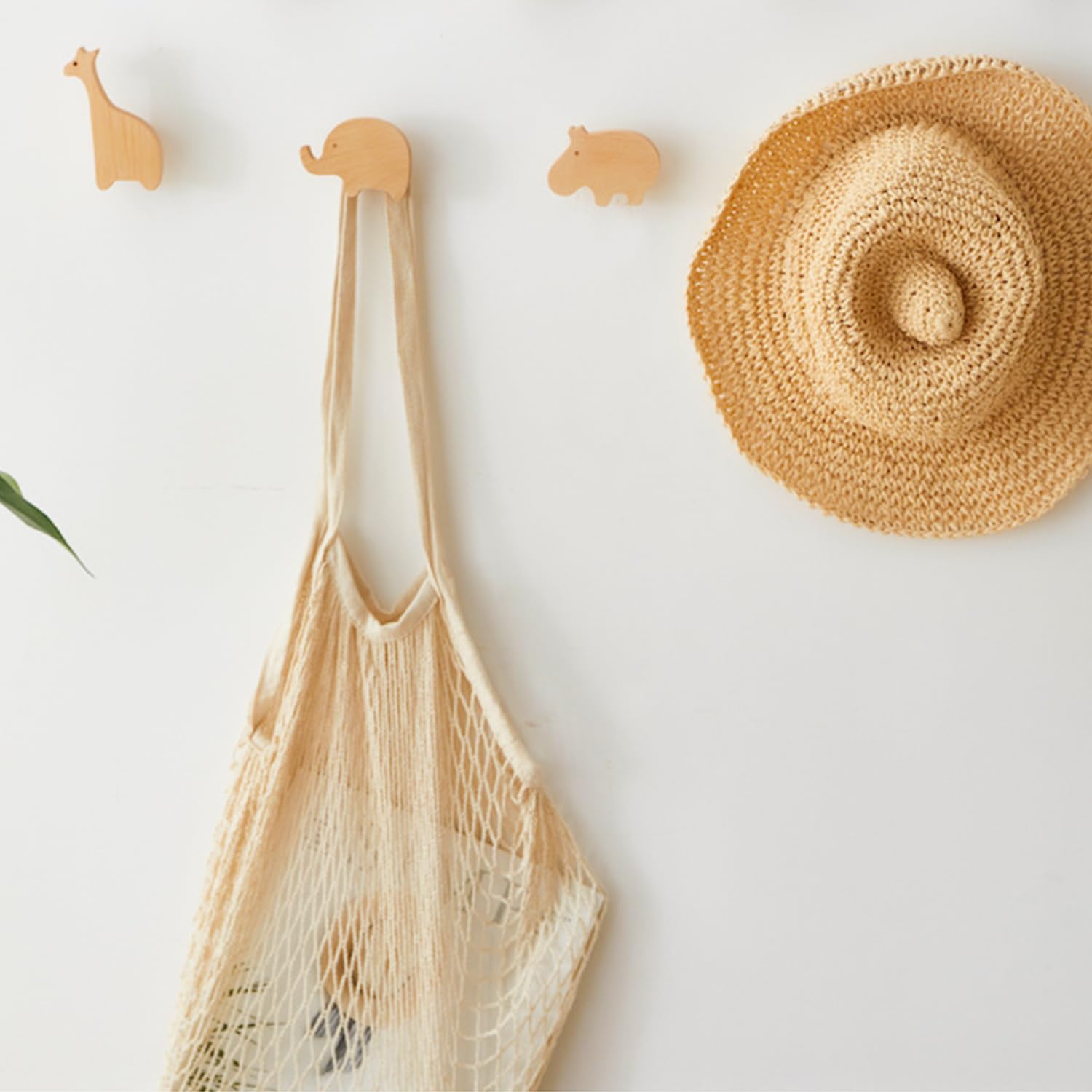 8 Pezzi Pomelli per Mobili Bambini in Legno, Maniglie per Cassetti Cameretta, Pomelli Armadio Animali, Decorativi per Armadietti con Viti