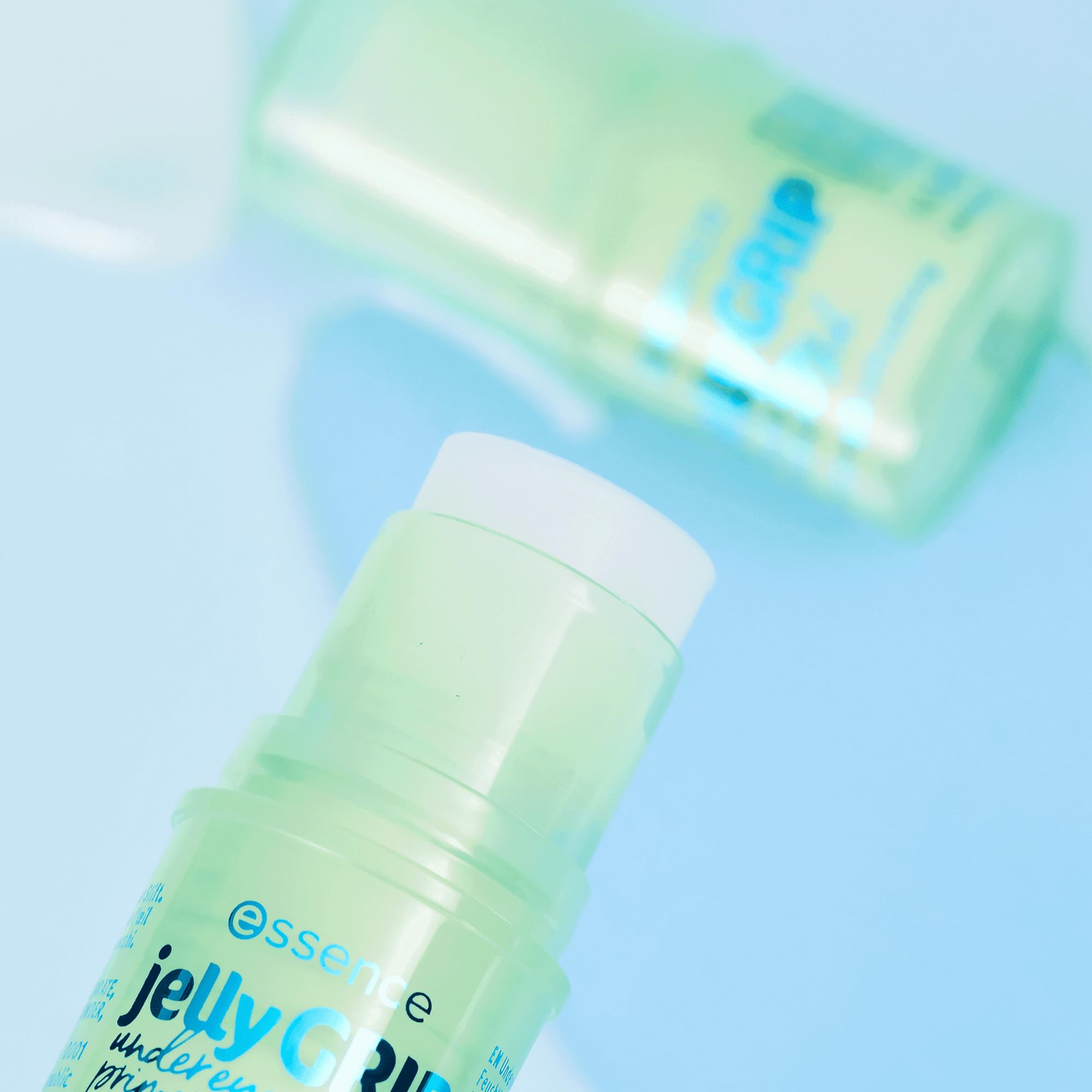 essence | Jelly Grip Under Eye Primer Stick | Hydrates, Cools & Grips for a Crease-Free Finish | Infused with Hyaluronic Acid and Panthenol | Vegan & Cruelty Free