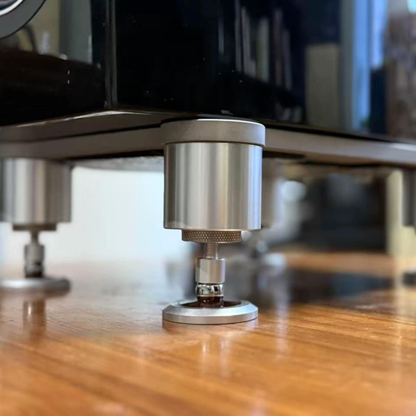 Base para Altavoces De Escritorio, Plataforma De Aislamiento HiFi, con Amortiguador Y Patas Ajustables, Absorbedor De Vibraciones De Audio De Aleación De Magnesio para Altavoces Y Amplificadores