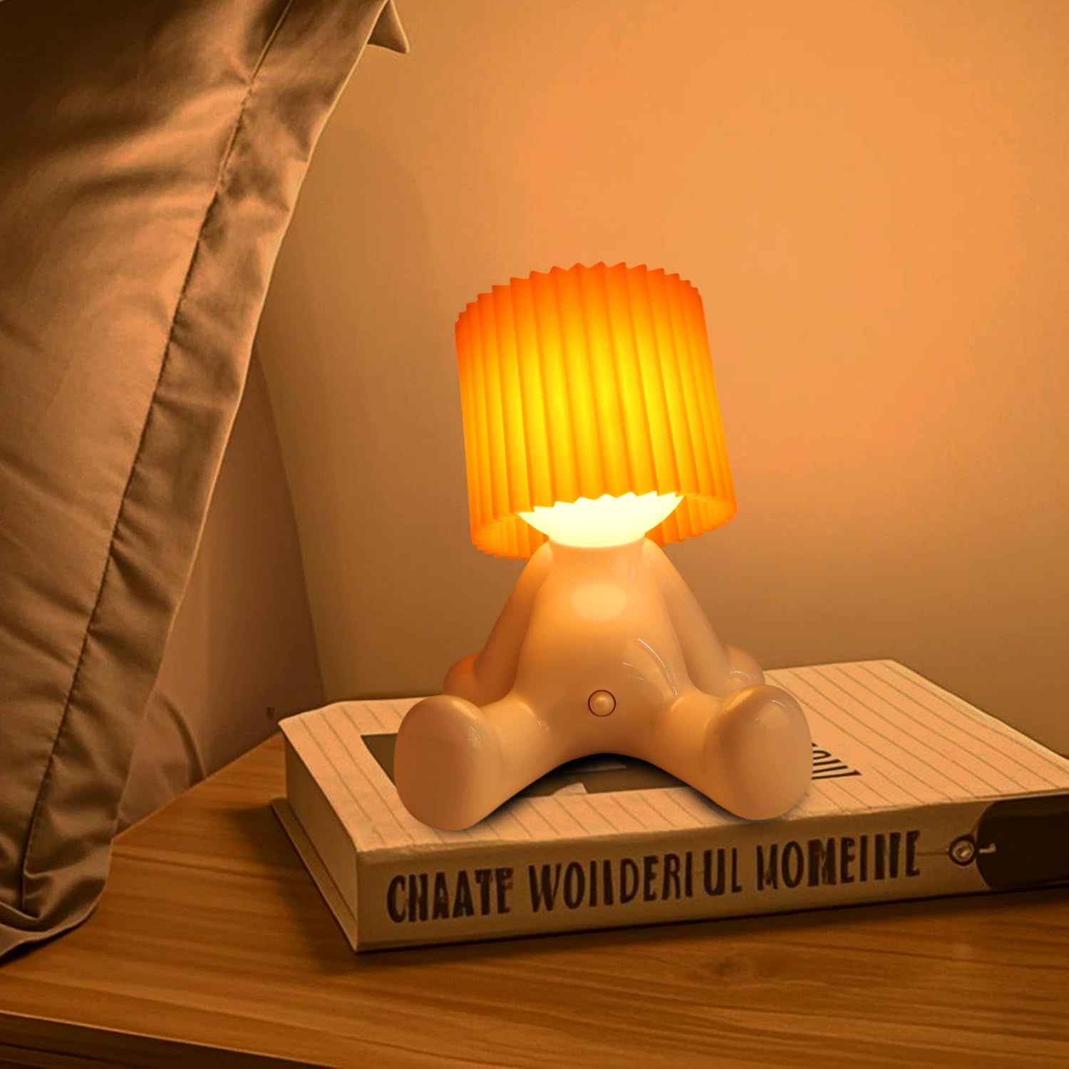 Umikk Lustiges LED Tischleuchte, Lampen Larry, USB-Ladefunktion (Orange) | Kreative A Little Shy Man Nachttischlampe, Lampe Mann für Schlafzimmer, Schreibtisch, Wohnzimmer Deko & Lustige Geschenke
