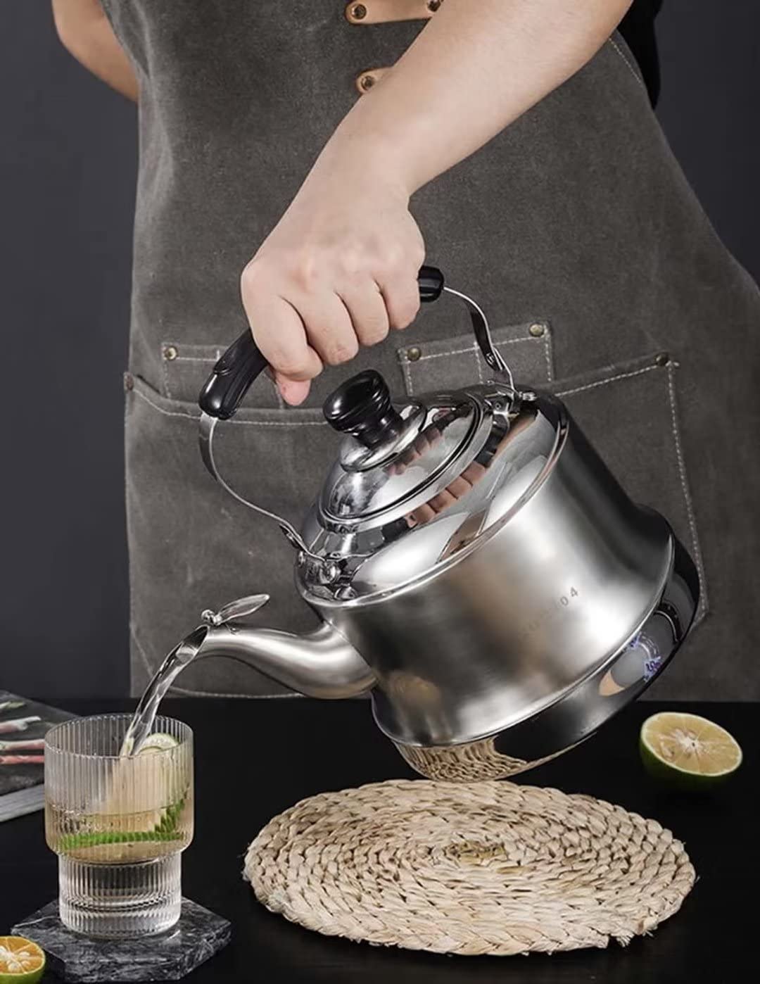 Czajnik z Gwizdkiem Czajnik Gwizdający Ze Stali Nierdzewnej 304 Przenośny Czajnik Do Herbaty Czajnik Kuchenny Do Kuchenki Gazowej Kuchenka Indukcyjna Gwizdanie Czajnik Czajnik Kuchenek(4L)