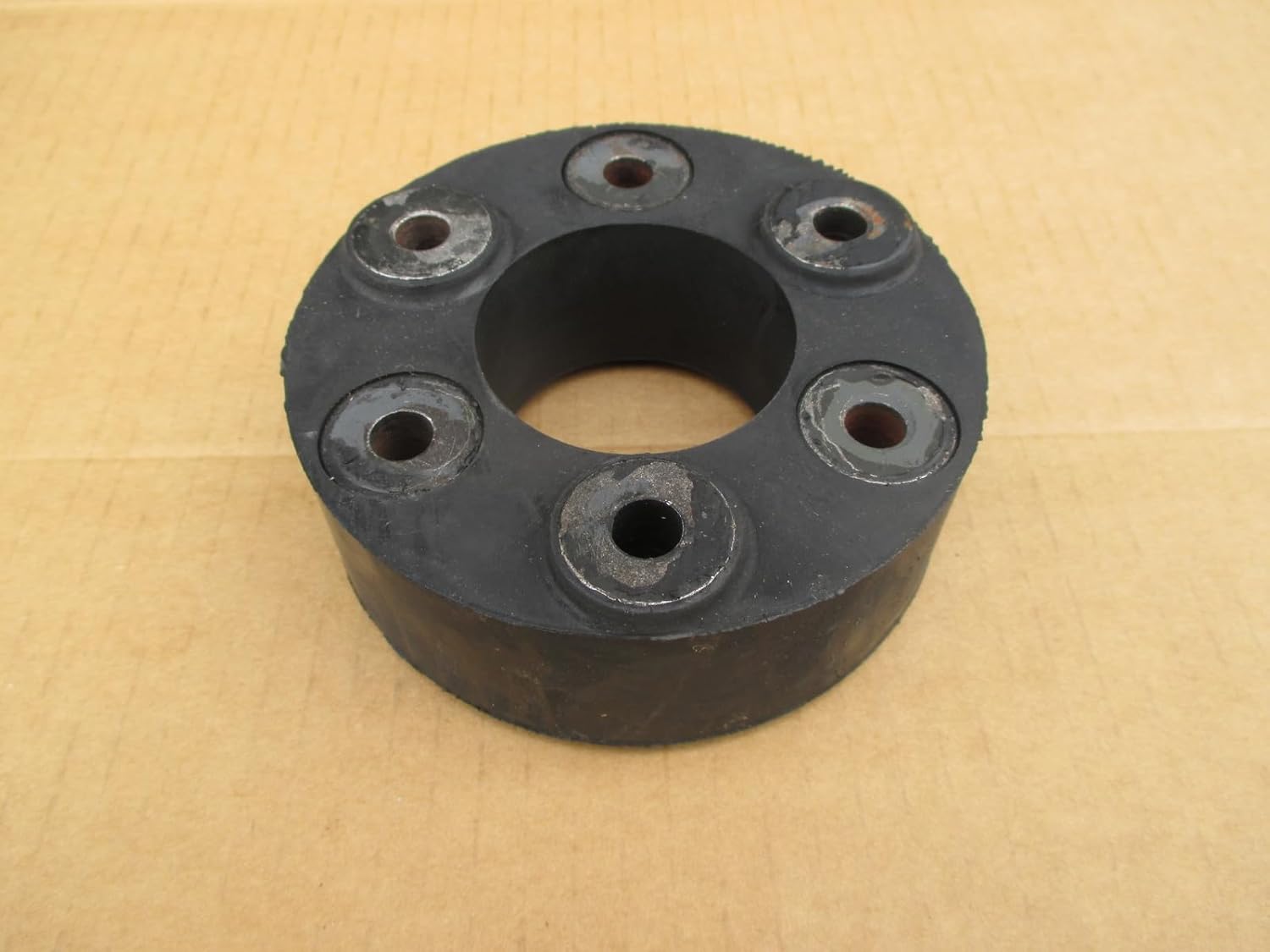 Replacement for fits AM101286 Drive Shaft Isolator for 322 332 1420 F912 F915 F925 F932