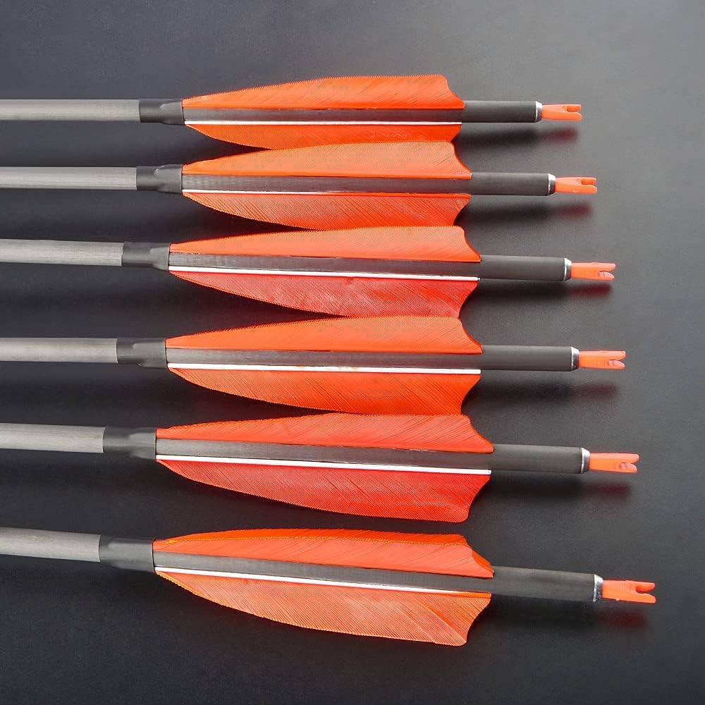 SHARROW 35 Pouces Flèche de Carbone Spine 400 Flèches de Chasse Flèche Arc Flèche Carbone avec 4" Plumes Naturelles pour Tir à l'arc ​Arc Classique Arc A Poulies Longbow Arc de Chasse (Orange, 12p)