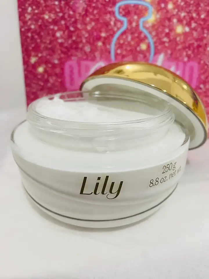 O BOTICARIO LILY CREME ACETINADO HIDRATANTE CORPORAL 250g