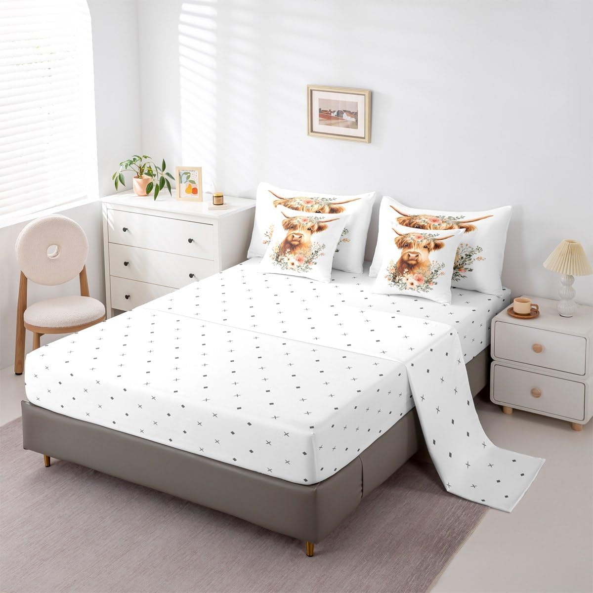 Erosebridal Cartoon Longhorn Bull Queen Comforter Set with Sheets 7 Piece Highland Cow Bed in A Bag Floral Highland Cattle Bedding Sets for Kids Adults,Cute Farm Animal Bed Set