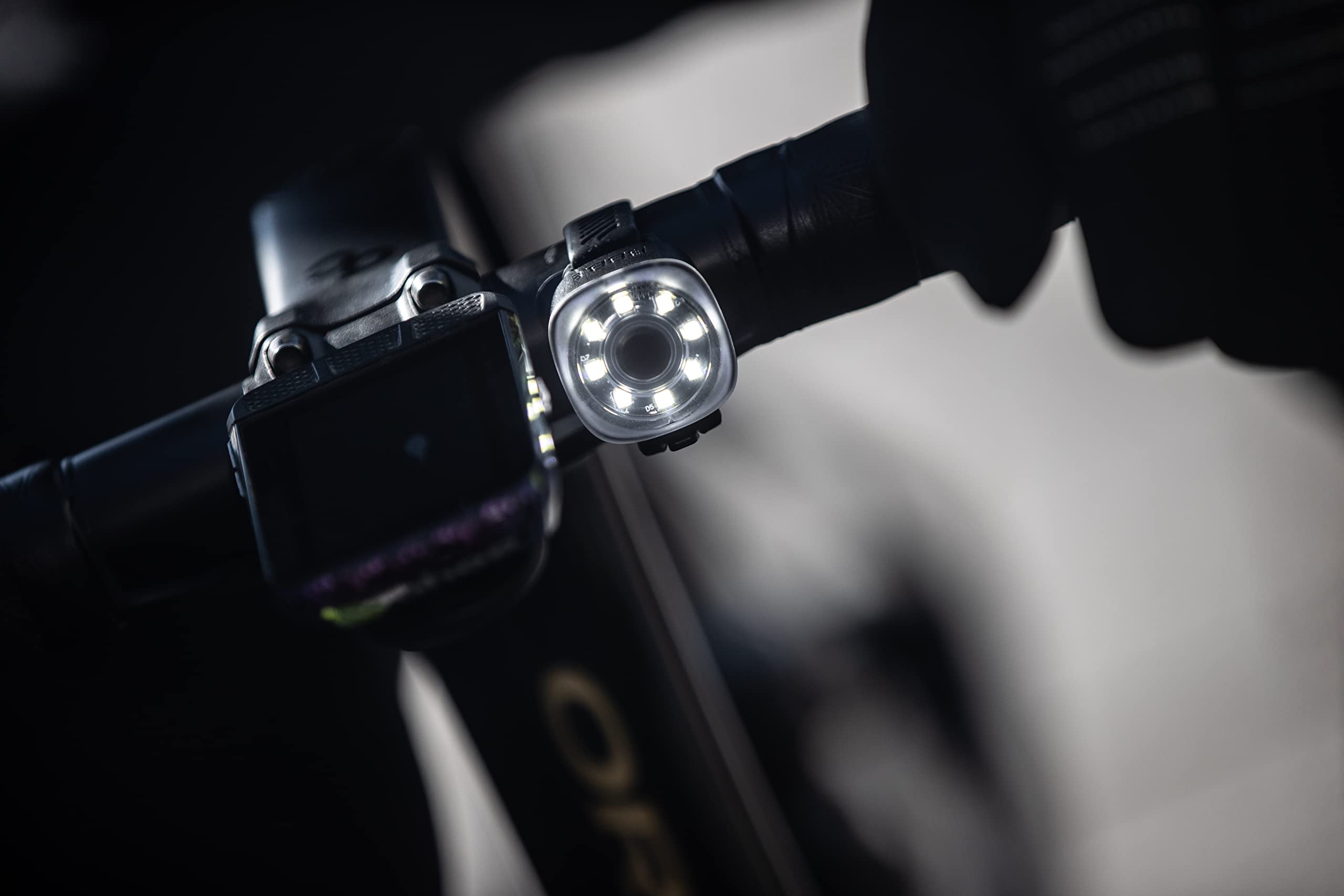 BBB Cycling Spirit BLS-227 Lot de phares Avant et arrière pour vélo Rechargeable étanche USB