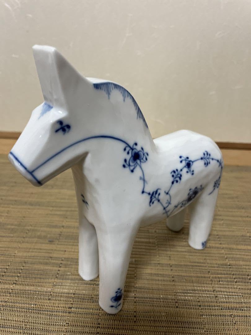 稀少品レア　未使用品ロイヤルコペンハーゲンダーラナホース Amazon.co.jp: 稀少品レア ロイヤルコペンハーゲン ダーラナホース