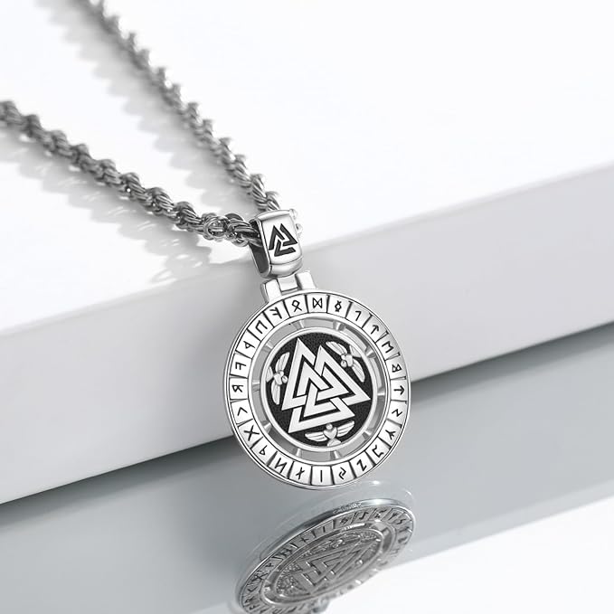 Collar Valknut