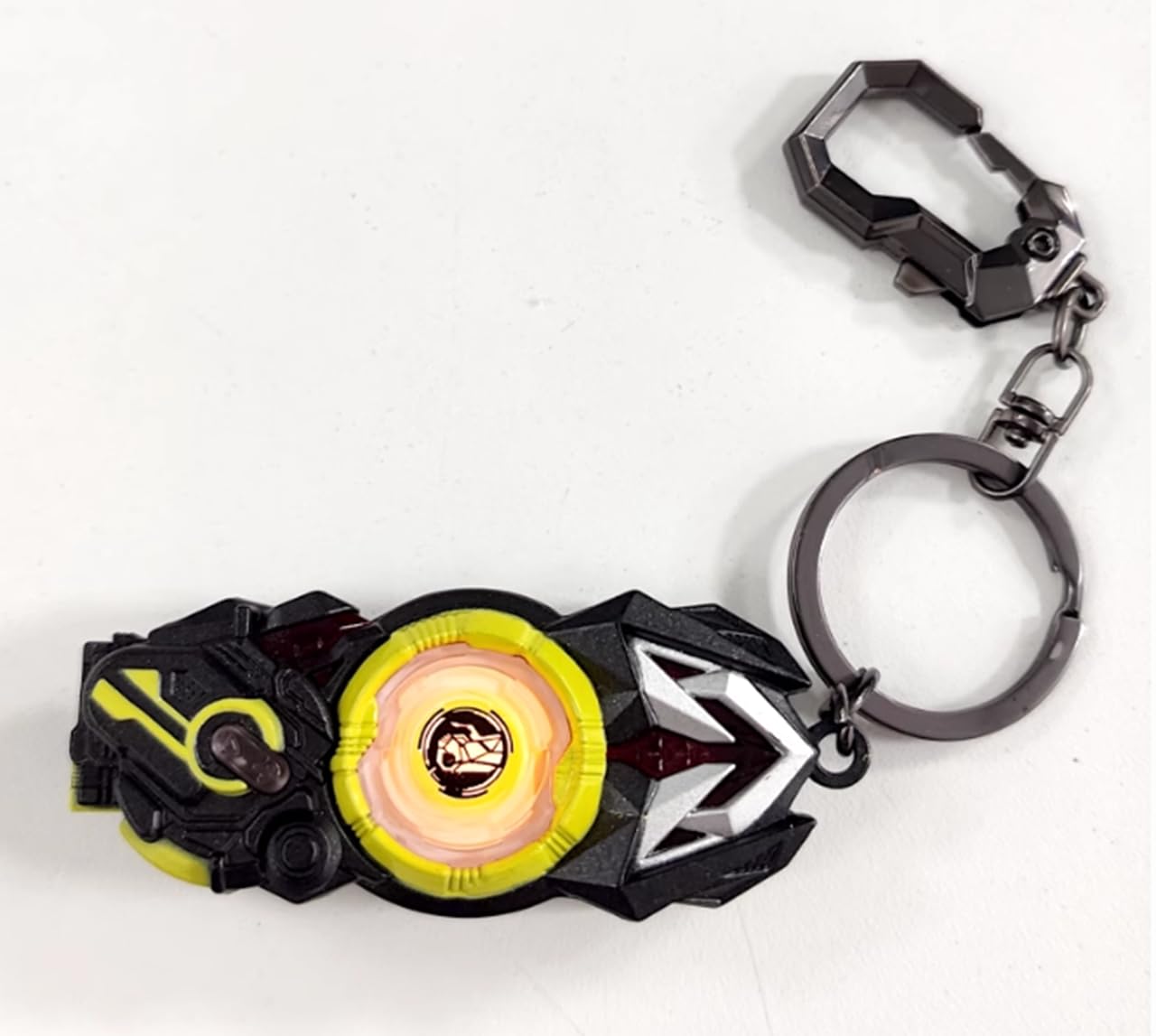 Amazon.co.jp: 仮面ライダー キーホルダー 仮面ライダークウガ ジオウ