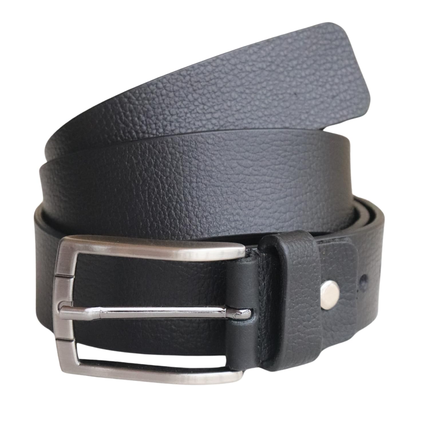 Cinto Masculino Couro Legítimo em promoção! Veja a oferta e mais achadinhos de Carteiras & Cintos 9 Hoje é o melhor dia para comprar Cinto Masculino Couro Legítimo com aquele preço maroto! Promoção! Aproveite a oferta! 9