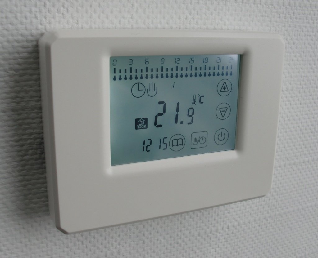 SM-PC®, Thermostat Touchscreen Ivory, Aufputz, potentialfreier Ausgang, Batteriebetrieben,für Fußbodenheizungen mit 2-Draht Verkabelung geeignet #769
